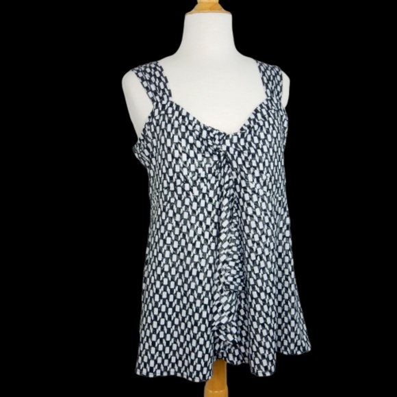 Pursuits Tops - Pursuits Womens Sleeveless Stretch Top XL